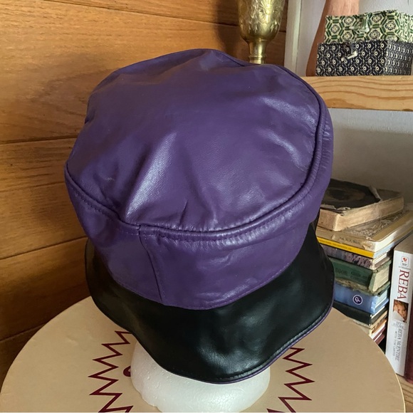 Vintage 90s genuine leather purple and black colorblock bucket hat - Picture 2 of 4